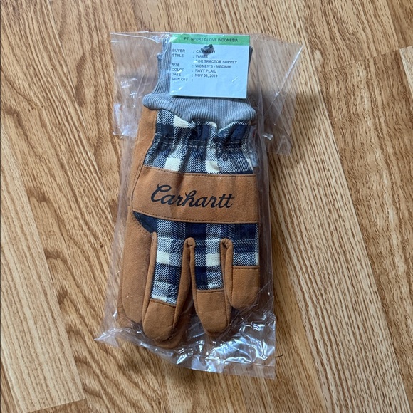 Carhartt Tan and Blue Plaid Gloves - Picture 3 of 5